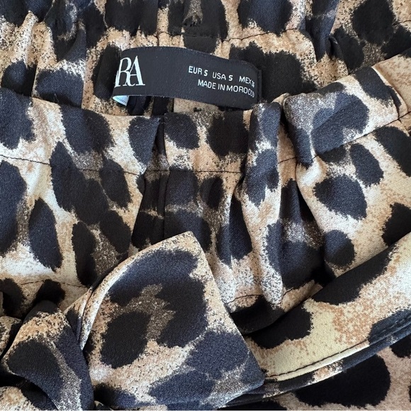 Zara Leopard Print High Waisted Shorts Small - Picture 6 of 7